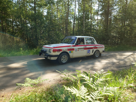 © emotorsport.se